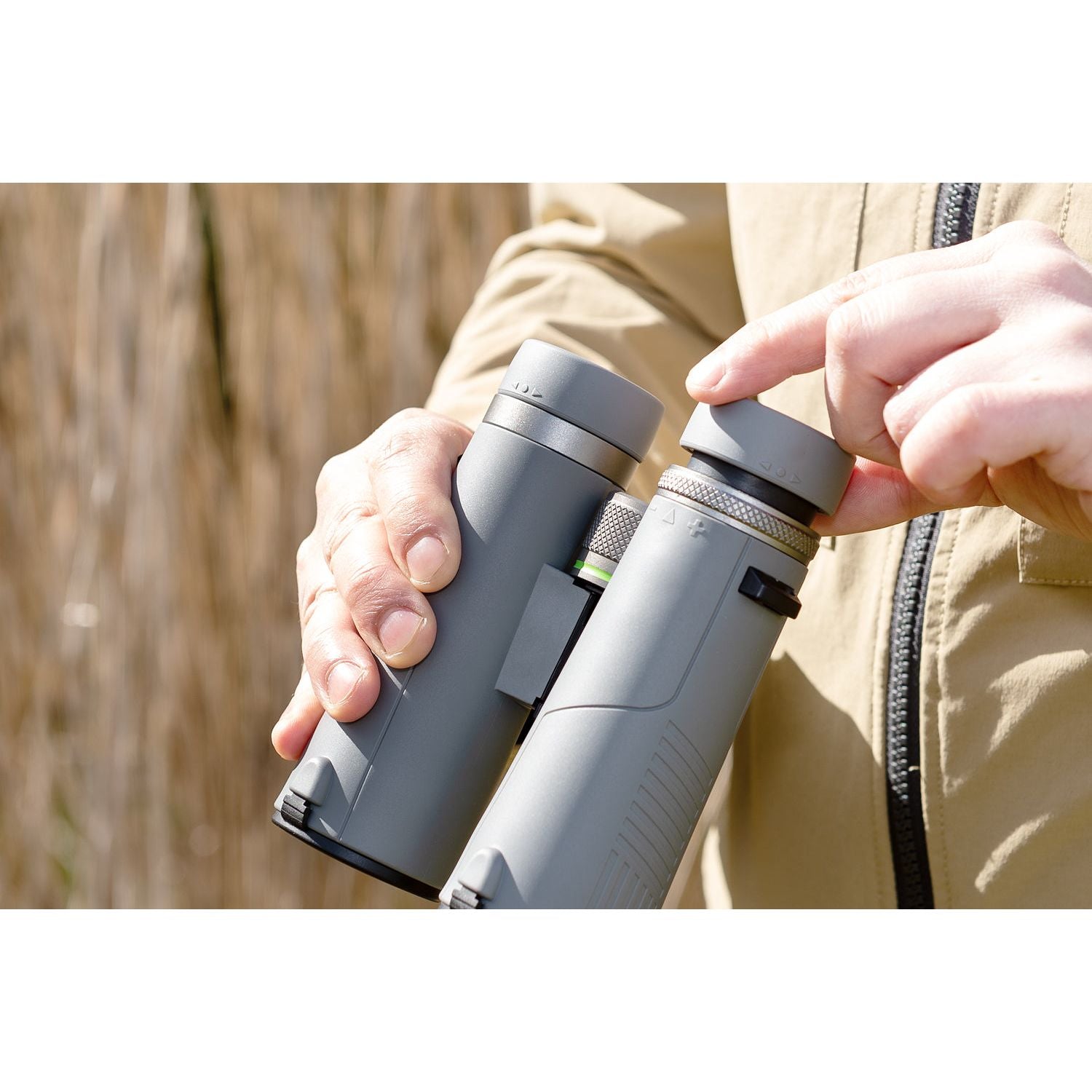 BRESSER Wave 8x42 Binoculars - waterproof - Vega Vision