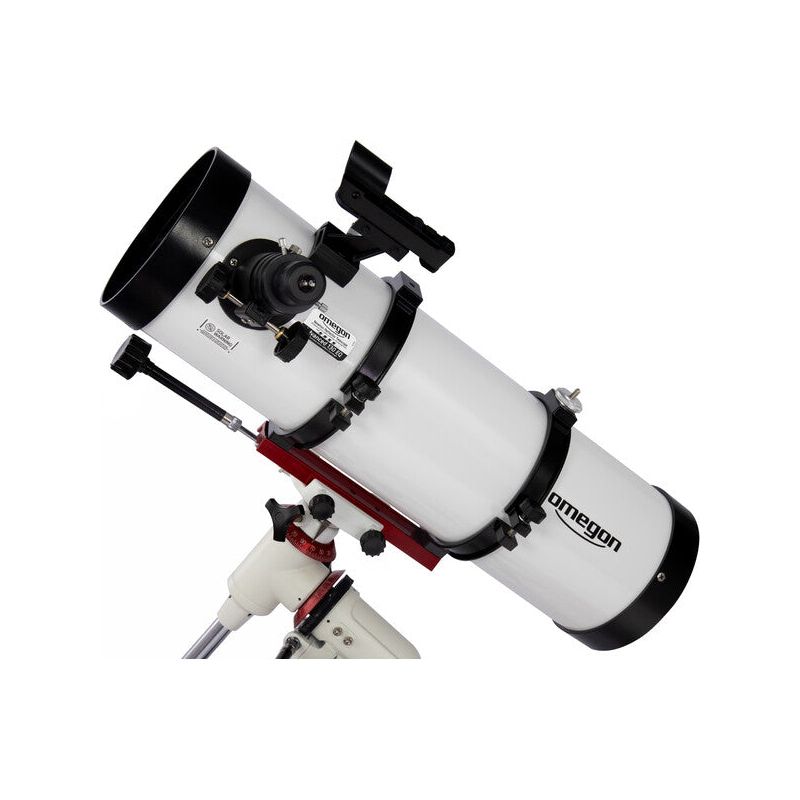 Omegon Telescope Advanced 130/650 EQ-320 - Image showcasing the telescope's sleek design and stable EQ-320 mount for precise tracking during celestial observations