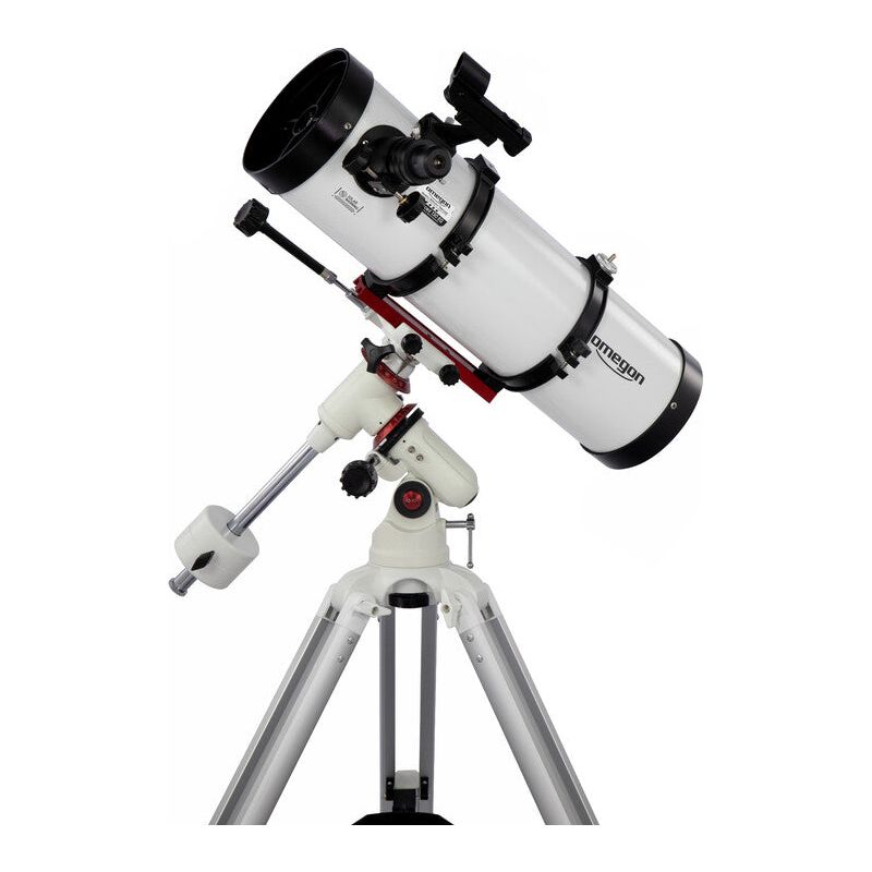 Omegon Telescope Advanced 130/650 EQ-320 Equatorial Mount - A detailed view of the telescope mounted on its EQ-320 equatorial mount, designed for smooth and accurate tracking of celestial objects