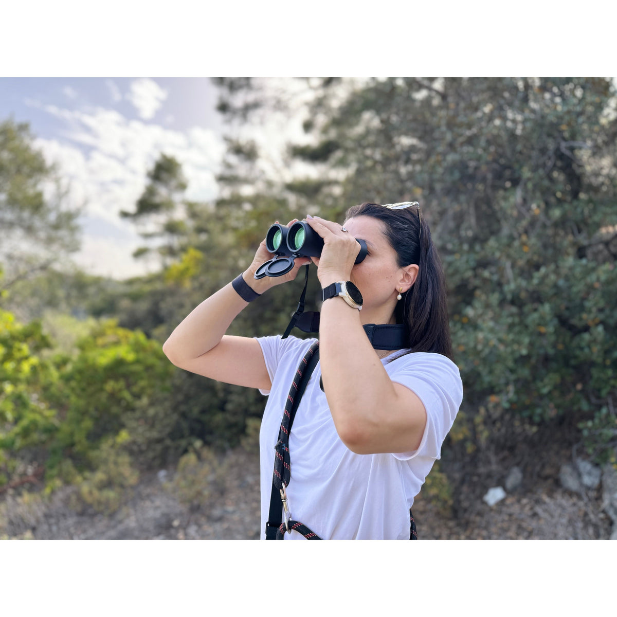 Visionary Freebird ED 10×42 Binoculars - Vega Vision