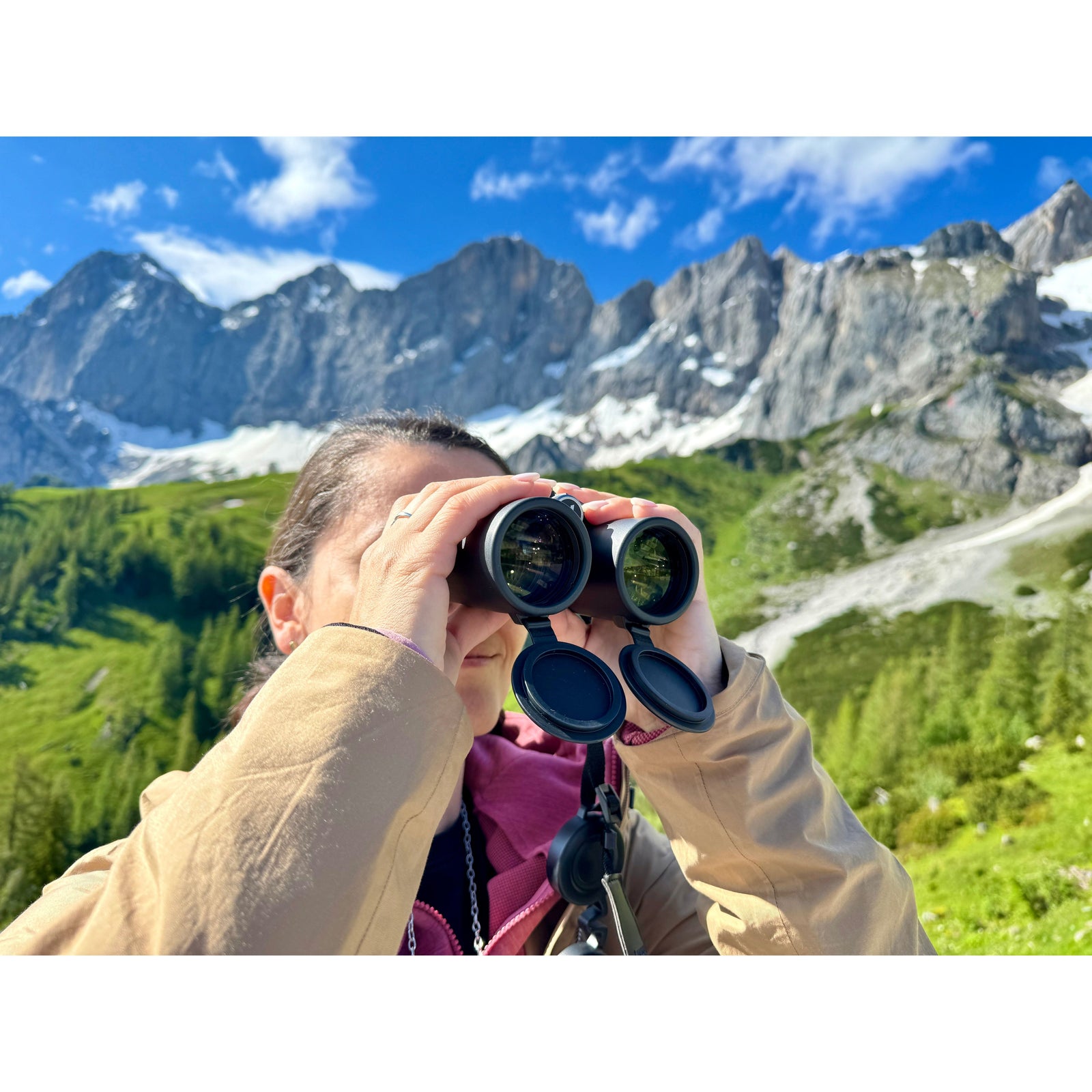 Visionary Freebird ED 8×42 Binoculars - Vega Vision